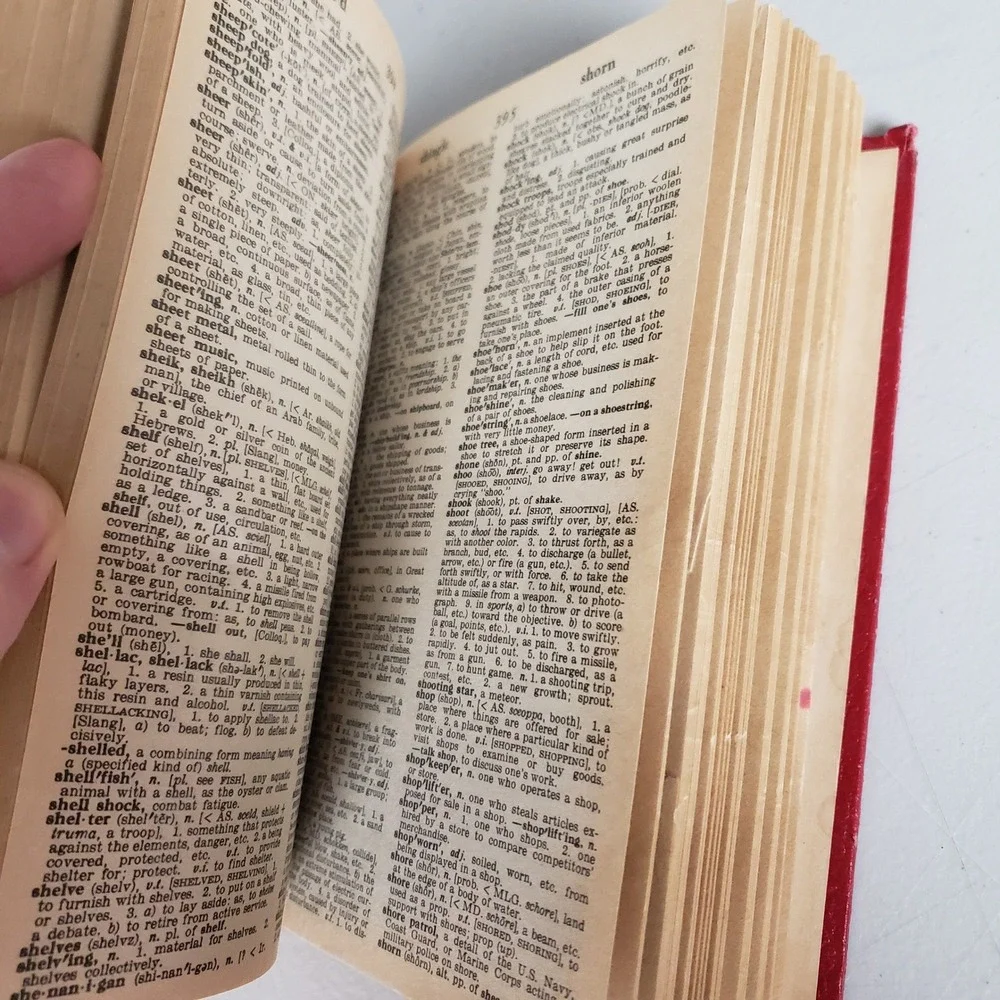 Webster's New World Dictionary 1974 Compact School and Office Edition Red HC